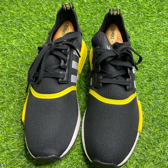 adidas NMD R1 Thunder Size Men's 11.5 (WORN ONCE WITH BOX) - Picture 2 of 8